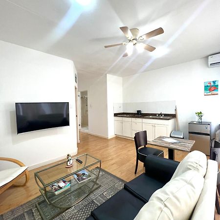 Dushi Apartamentos Willemstad Bagian luar foto