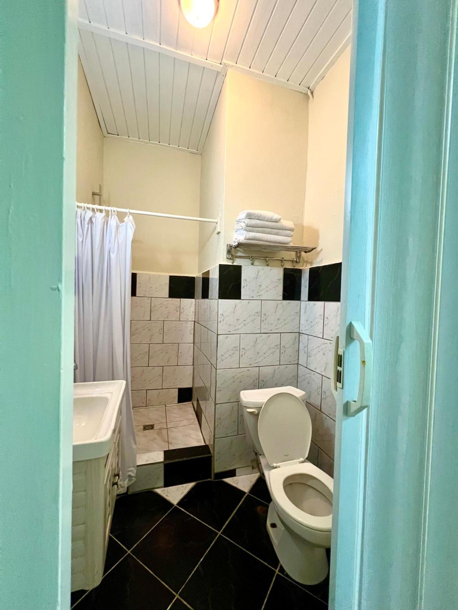 Dushi Apartamentos Willemstad Bagian luar foto