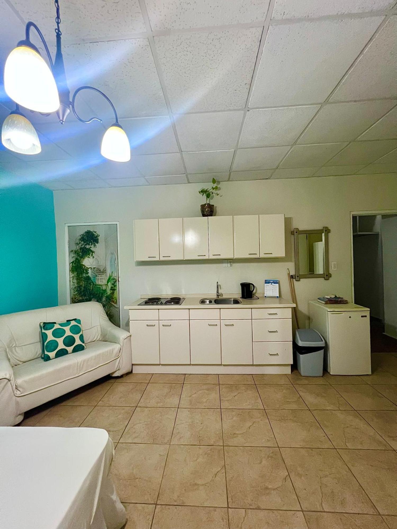Dushi Apartamentos Willemstad Bagian luar foto