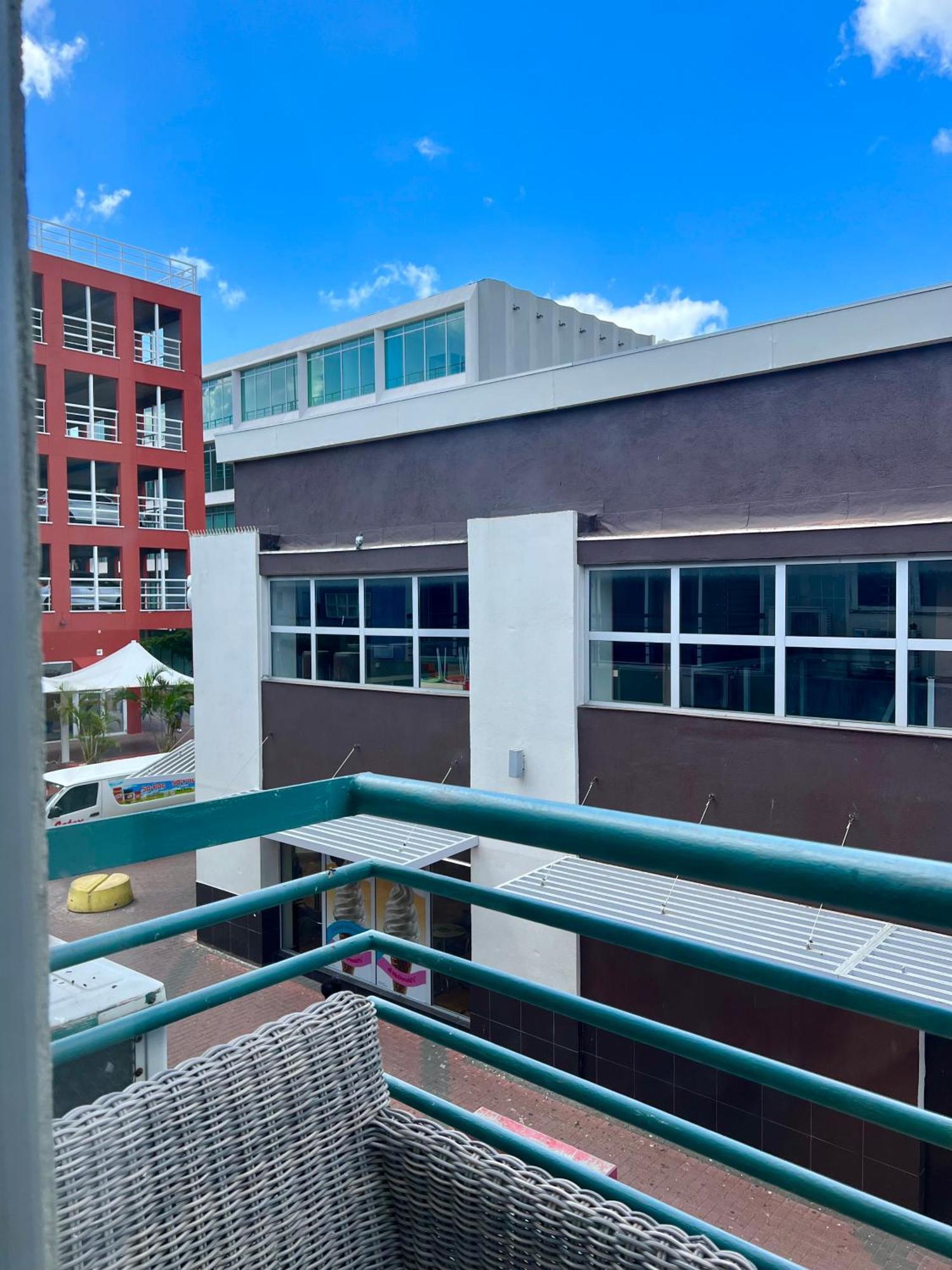 Dushi Apartamentos Willemstad Bagian luar foto