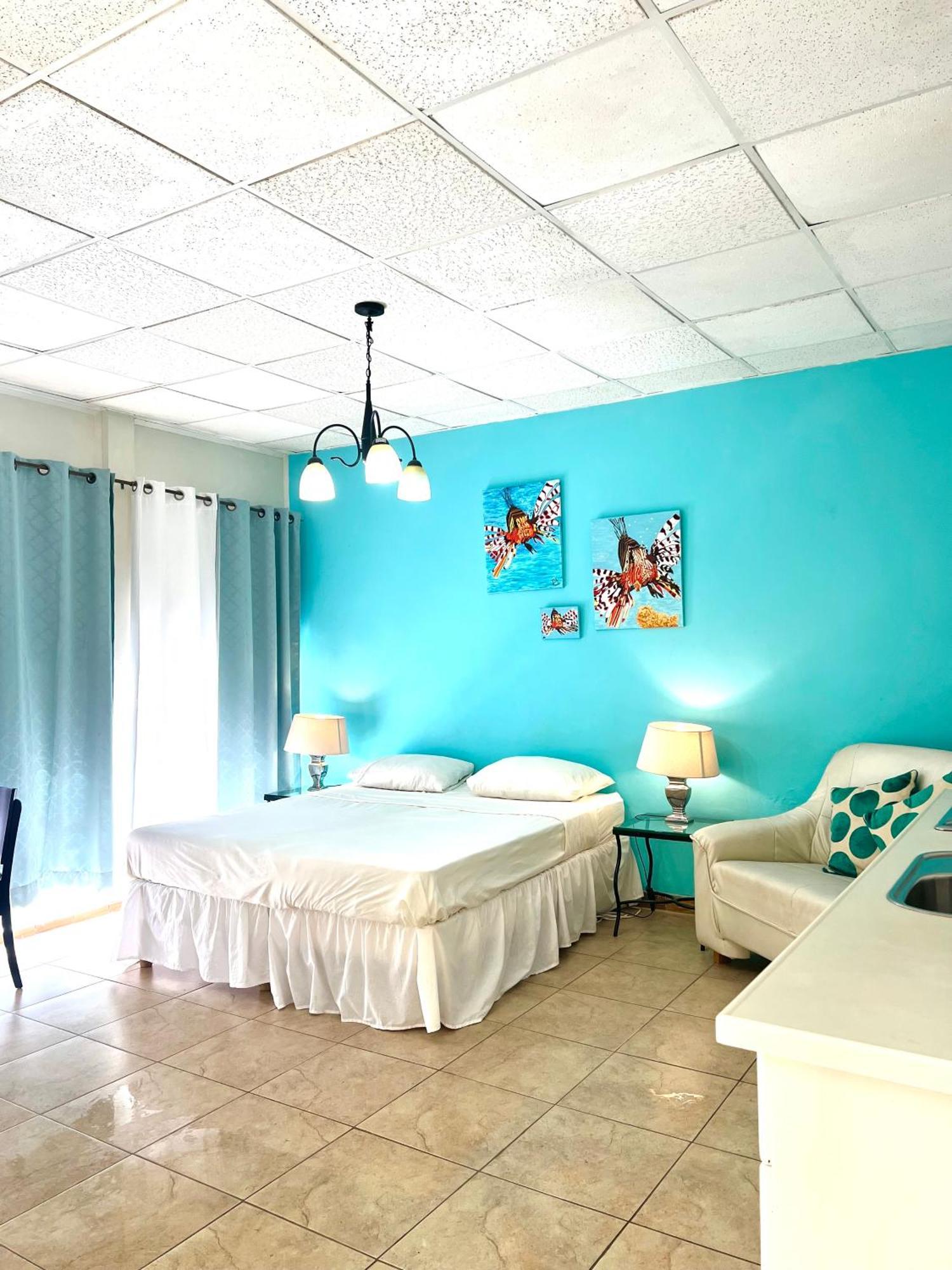 Dushi Apartamentos Willemstad Bagian luar foto