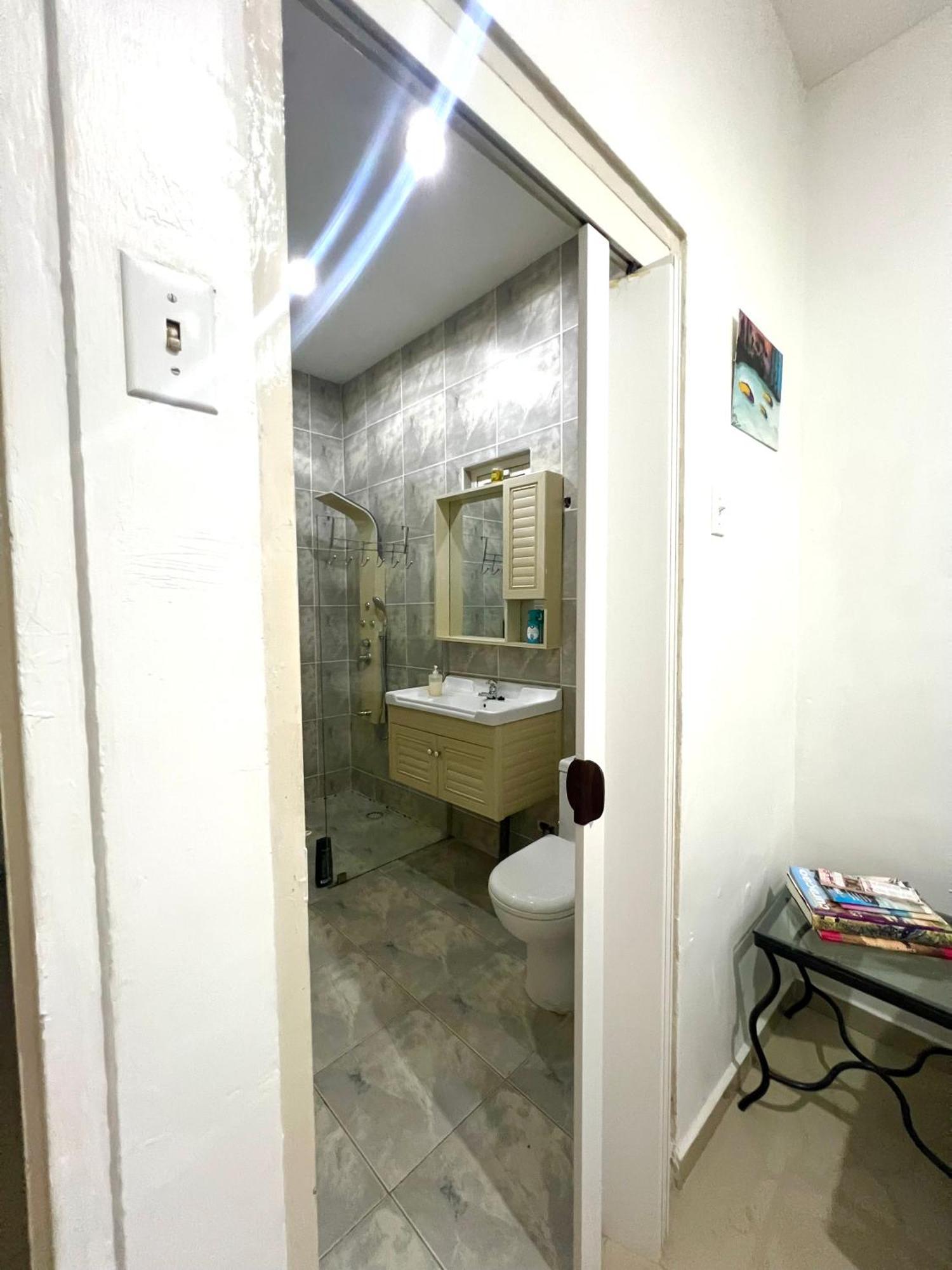 Dushi Apartamentos Willemstad Bagian luar foto