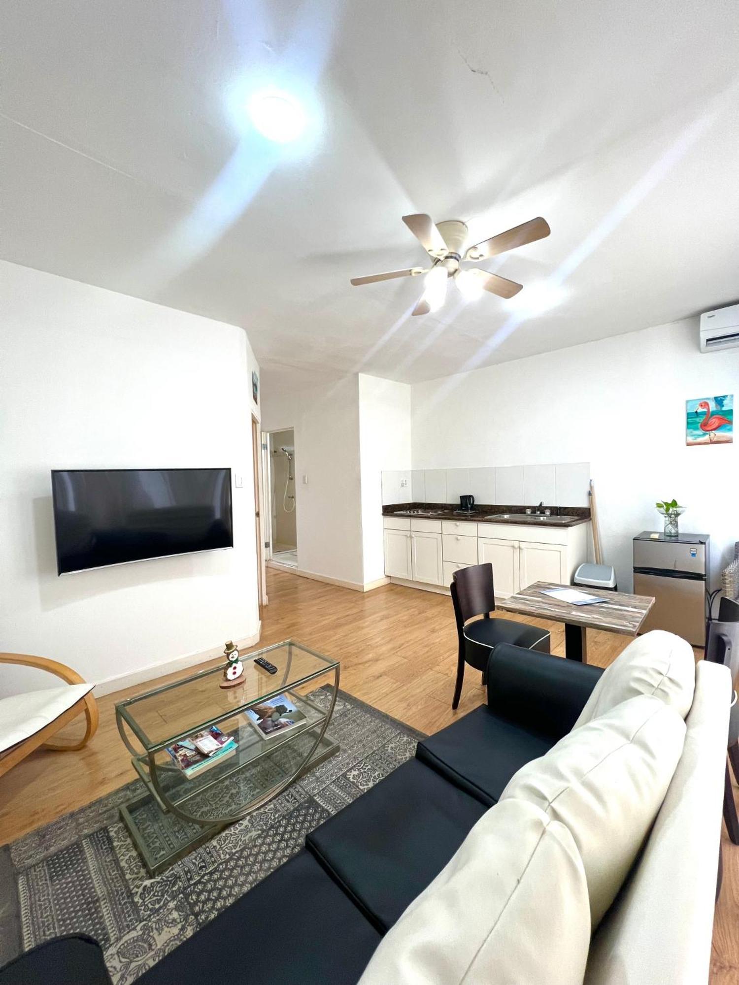 Dushi Apartamentos Willemstad Bagian luar foto
